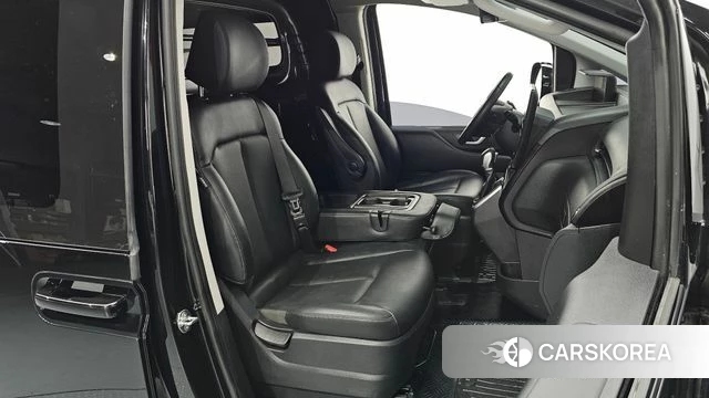 Hyundai Staria id 3817484 из Кореи 20