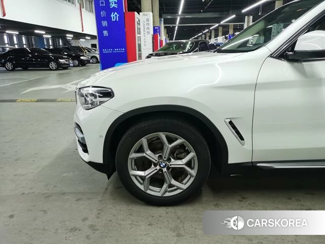 BMW X3 id 4275862 из Китая 13