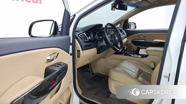 Kia The New Carnival id 4944110 из Кореи 20