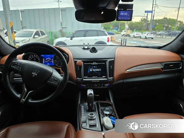 Maserati Levante id 4344895 из Кореи 17