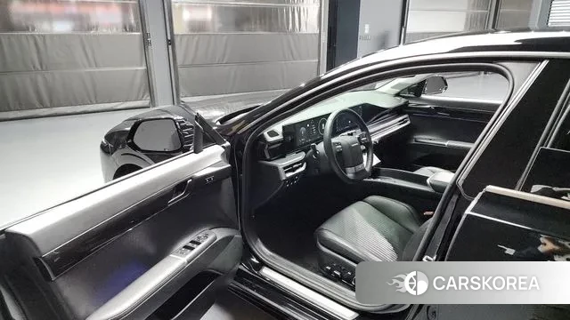 Hyundai Grandeur Hybrid (GN7) id 3426766 из Кореи 20