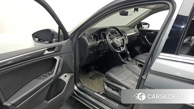Volkswagen Tiguan second Generation id 4294118 из Кореи 20