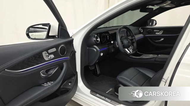 Mercedes-Benz E-Class W213 id 4671369 из Кореи 33