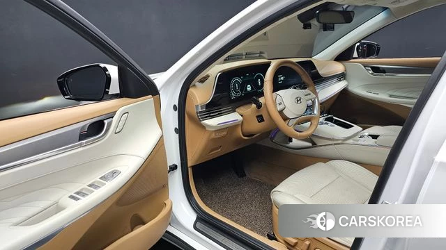 Hyundai The New Grandeur IG Hybrid id 4476661 из Кореи 36