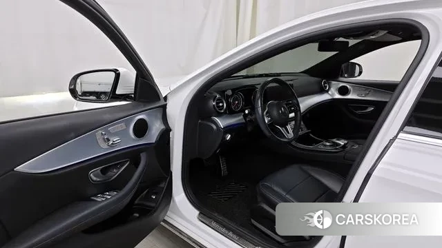 Mercedes-Benz E-Class W213 id 3519984 из Кореи 20