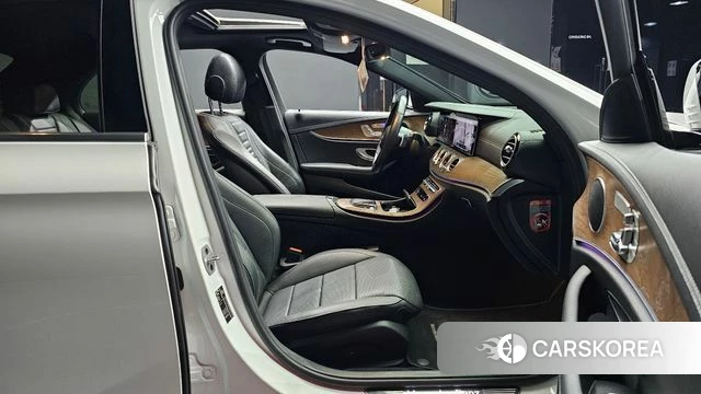 Mercedes-Benz E-Class W213 id 3866379 из Кореи 20