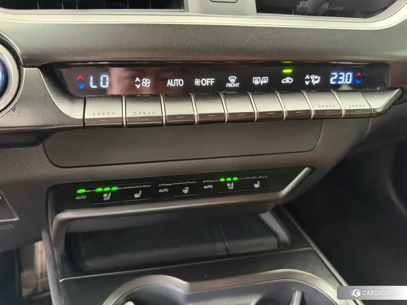 Lexus UX id 4659879 из Китая 15