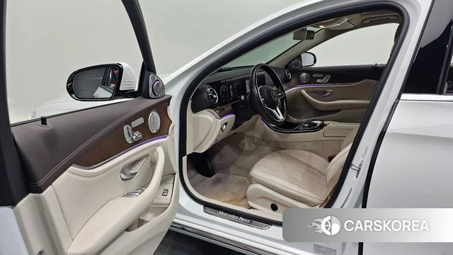 Mercedes-Benz E-Class W213 id 4780406 из Кореи 31