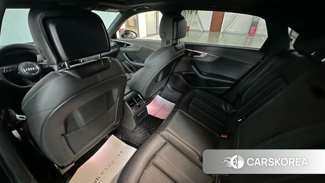 Audi A4L id 4298339 из Китая 18