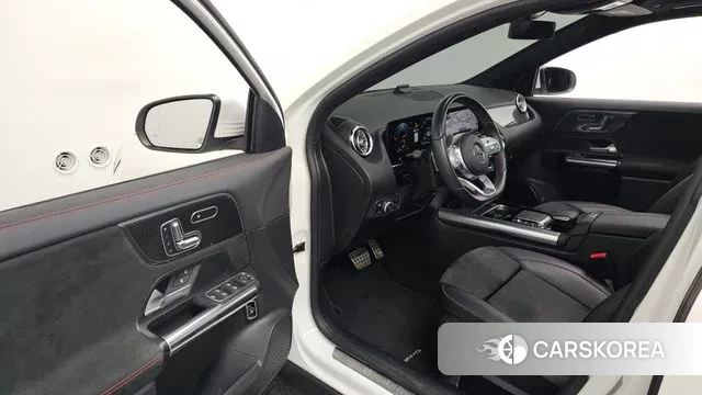 Mercedes-Benz GLA - Class H247 id 3747505 из Кореи 20