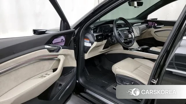 Audi e-Tron id 3012881 из Кореи 20