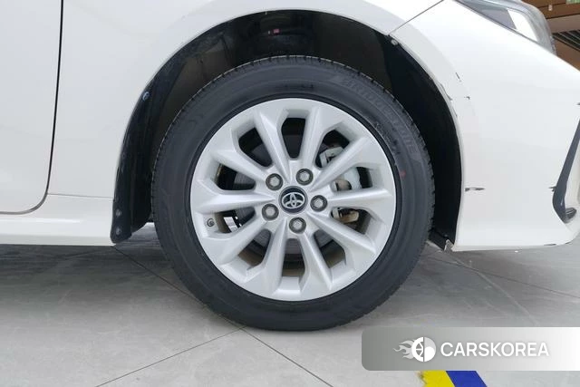 Toyota Corolla id 3791793 из Китая 17