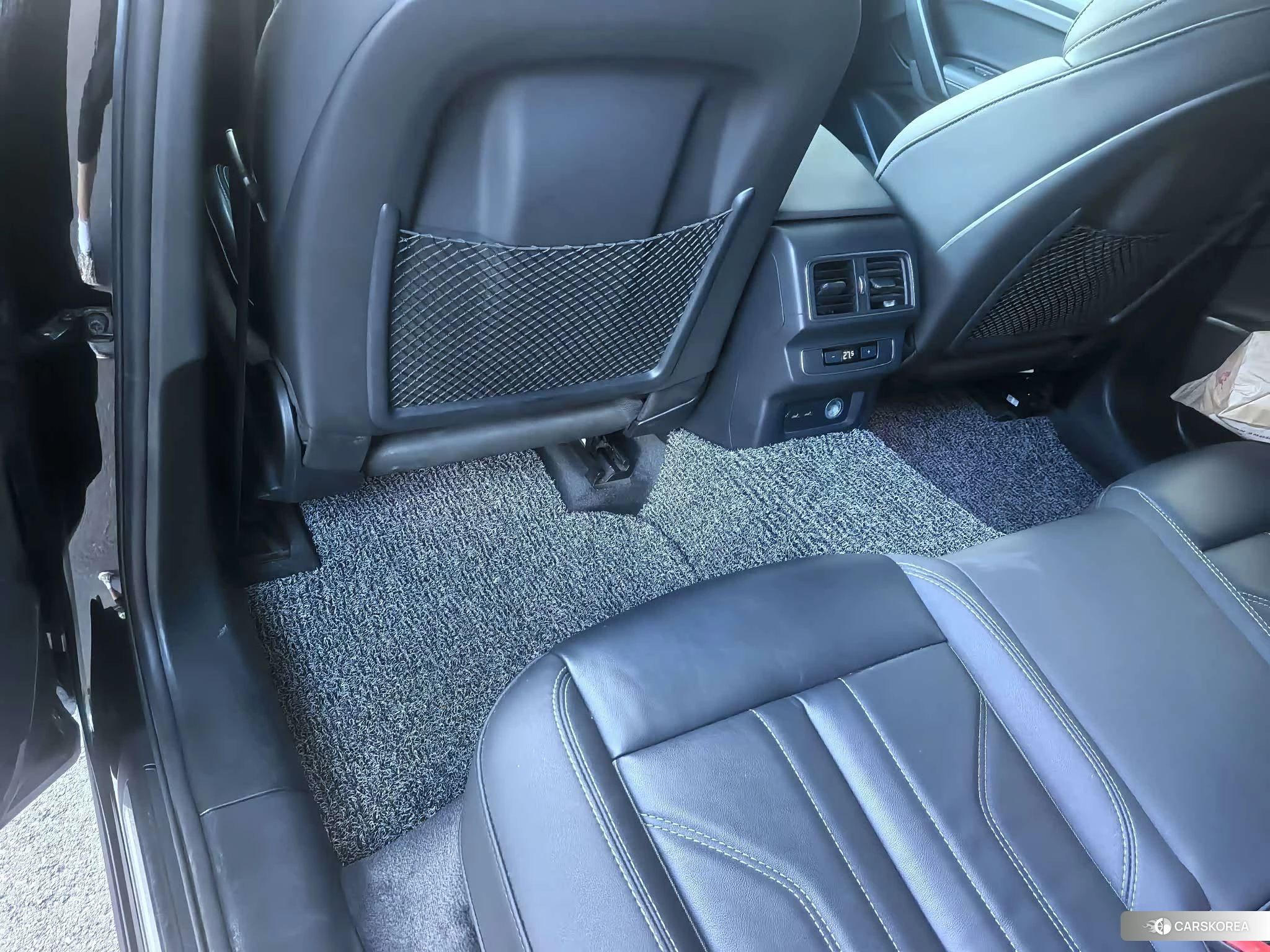 Audi Q5L id 4498550 из Китая 16