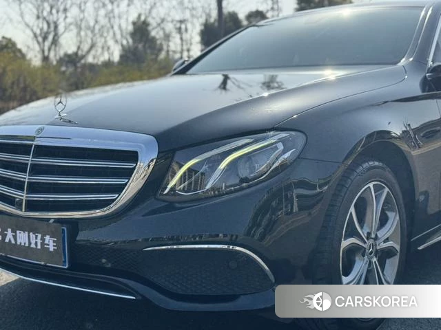 Mercedes-Benz E-class id 4210859 из Китая 23