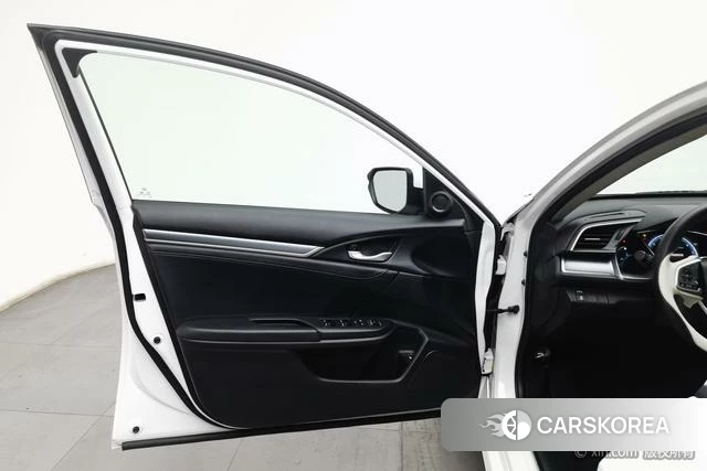 Honda Civic id 4210287 из Китая 24