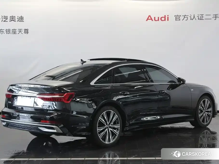 Audi A6L id 4644587 из Китая 15