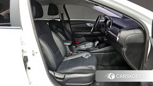 Kia Come New K3 id 3651755 из Кореи 20