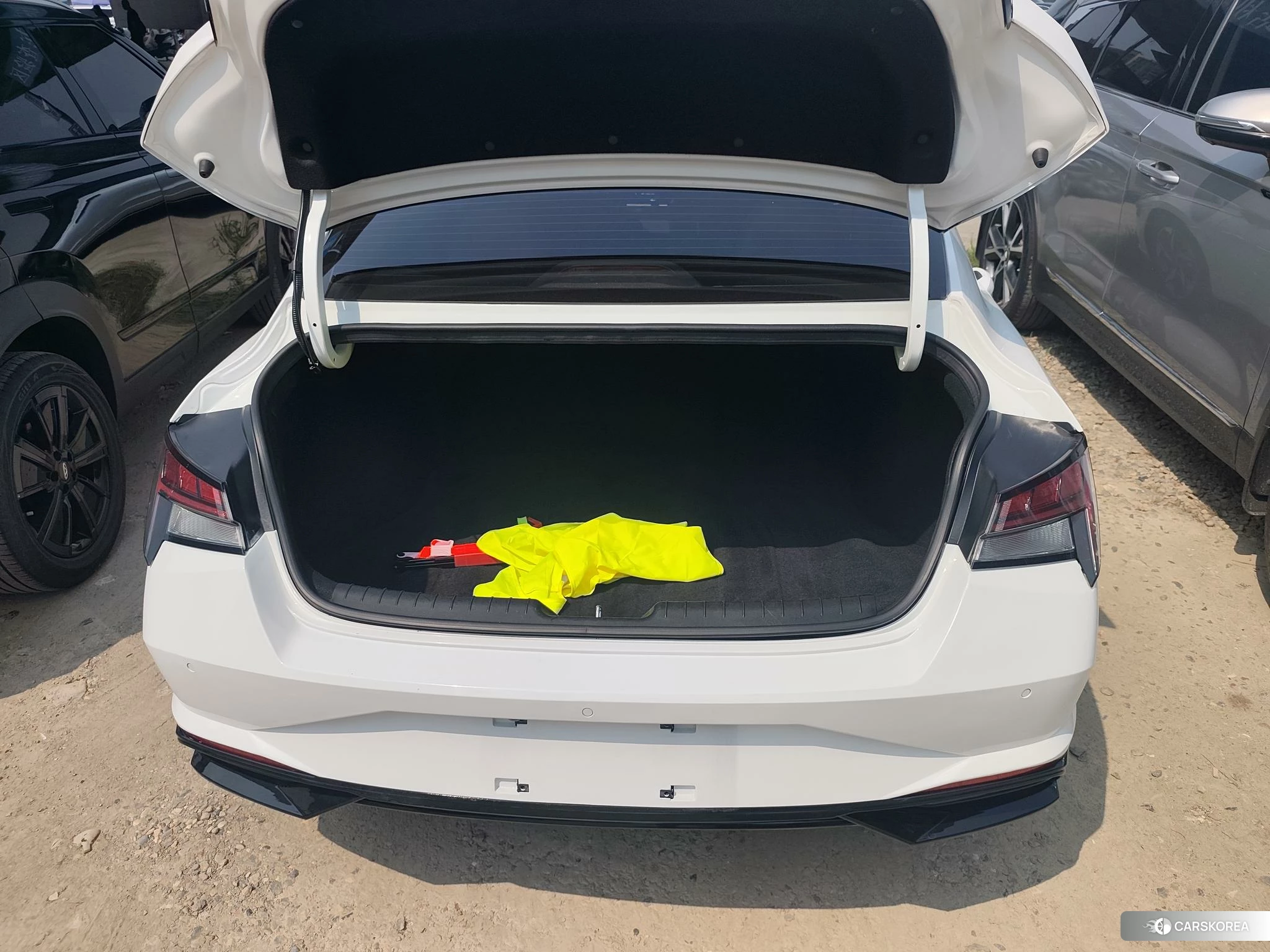 Hyundai Elantra id 4452370 из Китая 16