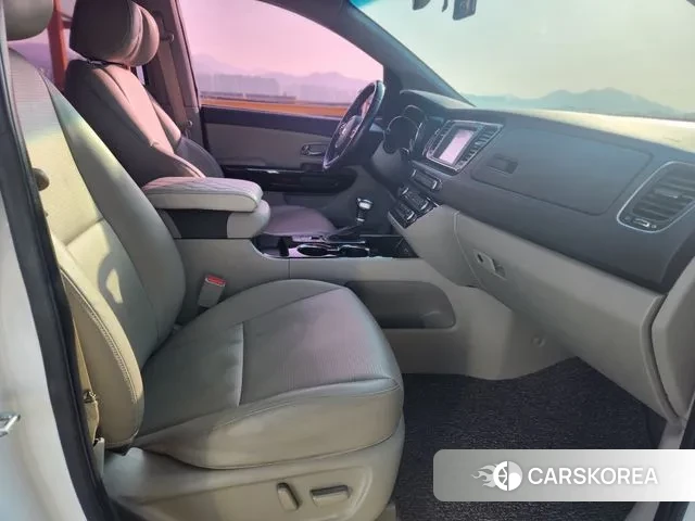 Kia The New Carnival id 3444440 из Кореи 20