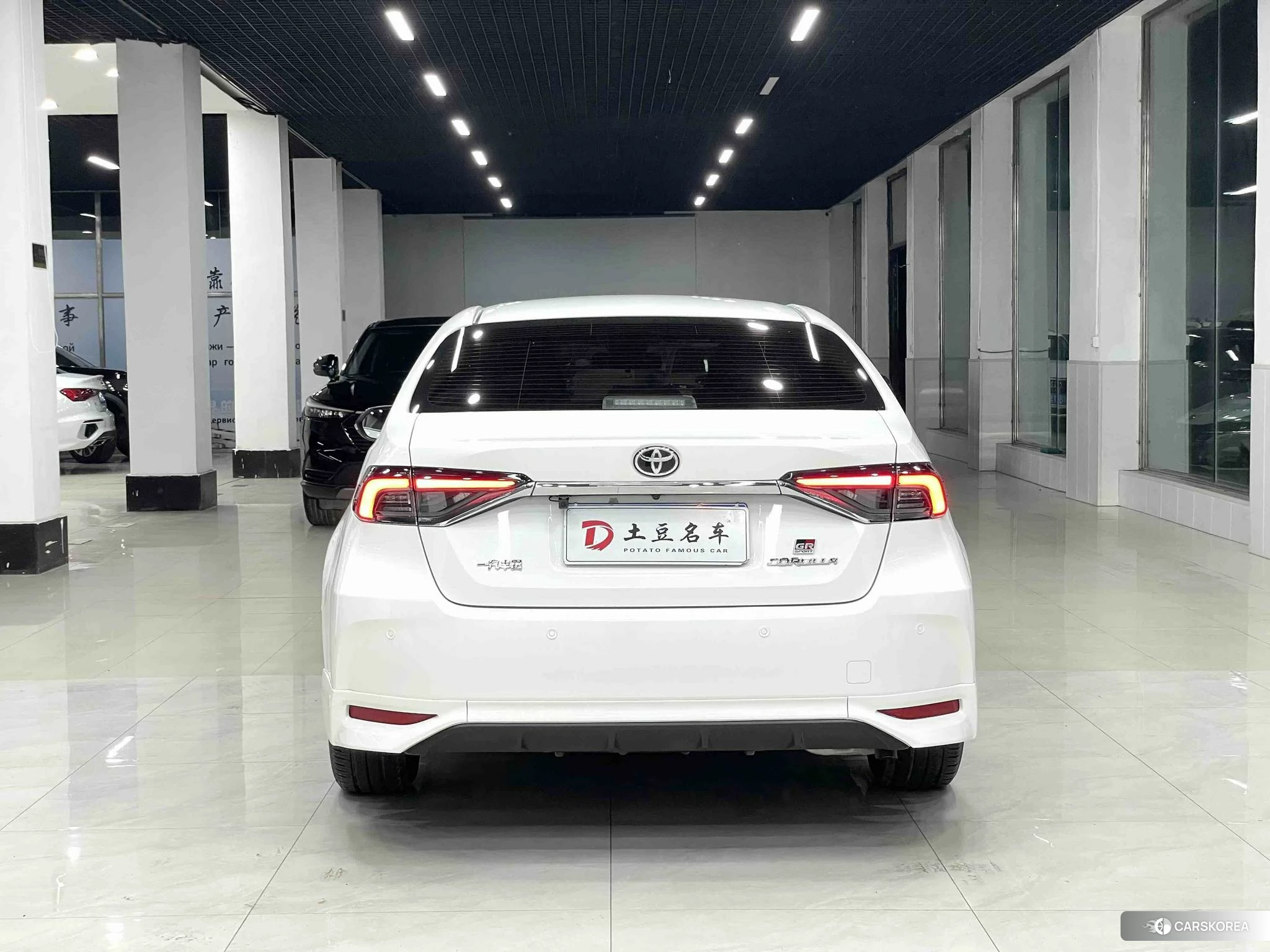 Toyota Corolla id 4473427 из Китая 17