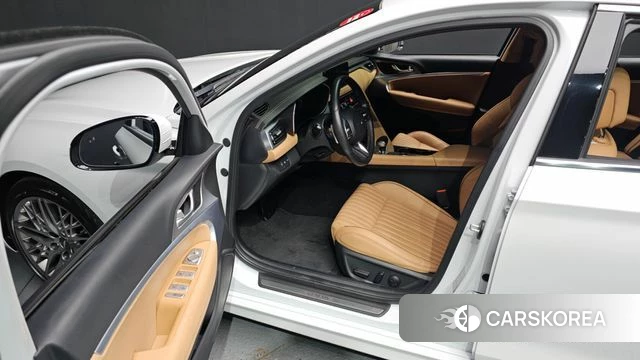 Genesis The New G70 id 3794047 из Кореи 20