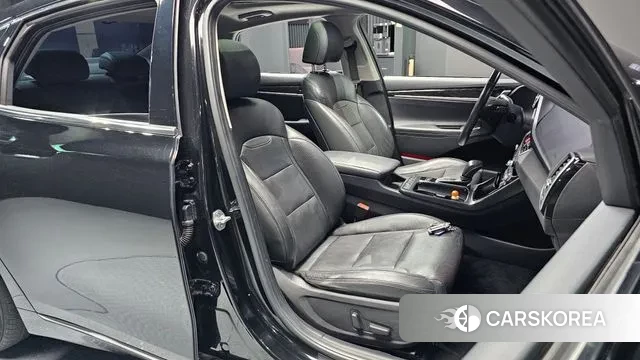 Hyundai Grandeur IG id 2408612 из Кореи 20