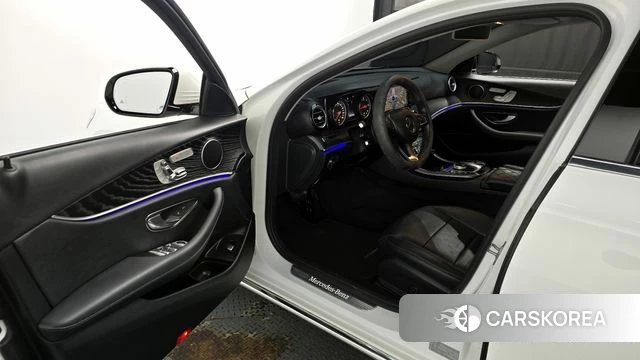 Mercedes-Benz E-Class W213 id 3867635 из Кореи 20