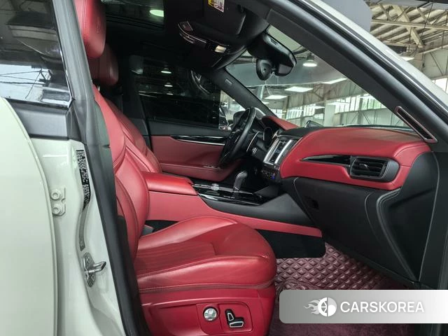 Maserati Levante id 4208588 из Китая 24