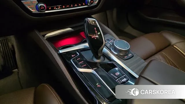 BMW 5 Series (G30) id 3741710 из Кореи 14