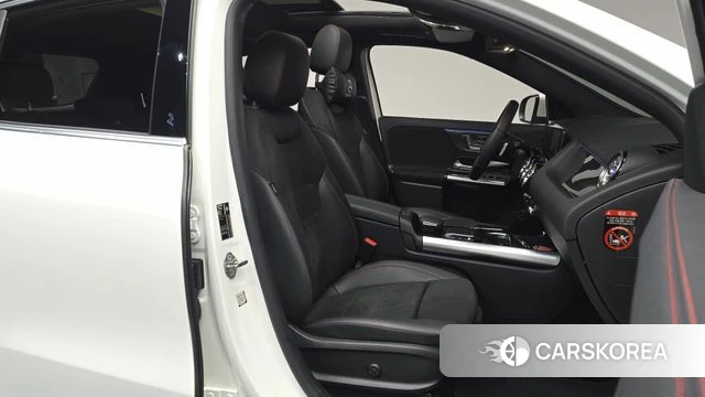 Mercedes-Benz GLA - Class H247 id 4284139 из Кореи 32