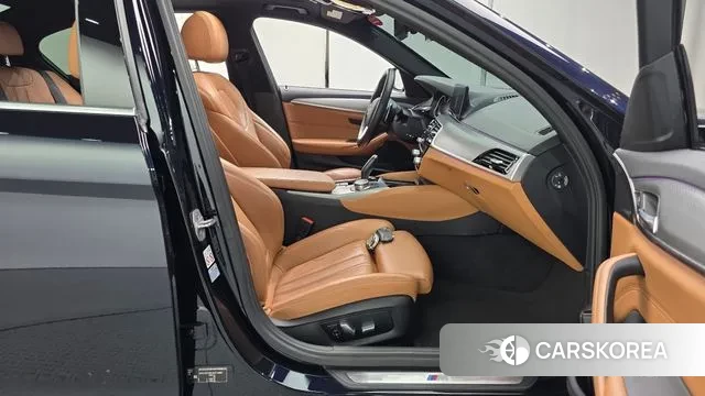 BMW 5 Series (G30) id 3369057 из Кореи 20