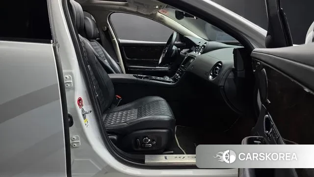 Jaguar All New XJ id 3494198 из Кореи 20