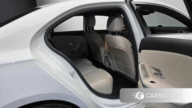 Mercedes-Benz A-Class W177 id 4561371 из Кореи 31
