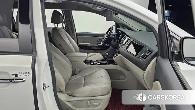 Kia The New Carnival id 3319440 из Кореи 20