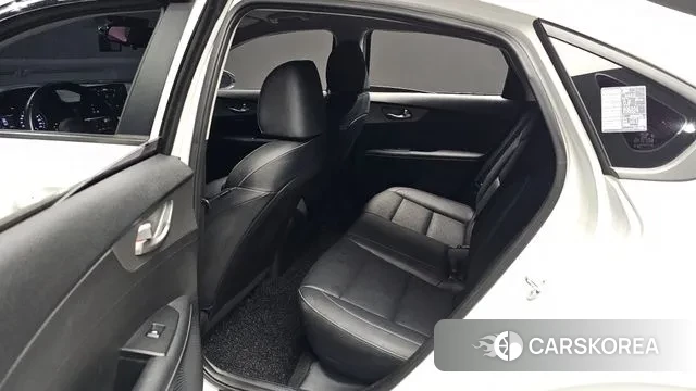 Kia Come New K3 id 3567935 из Кореи 20