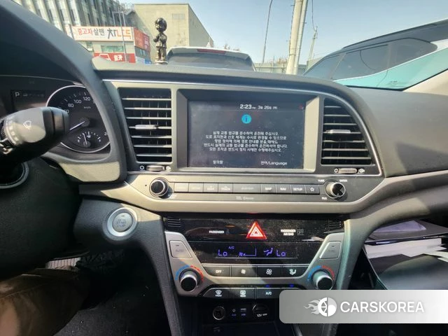 Hyundai Avante AD id 3854009 из Кореи 13