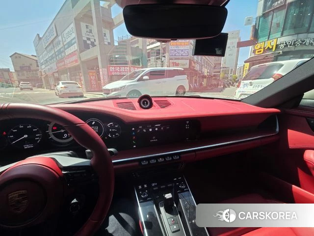 Porsche 911(992) id 3982032 из Кореи 14