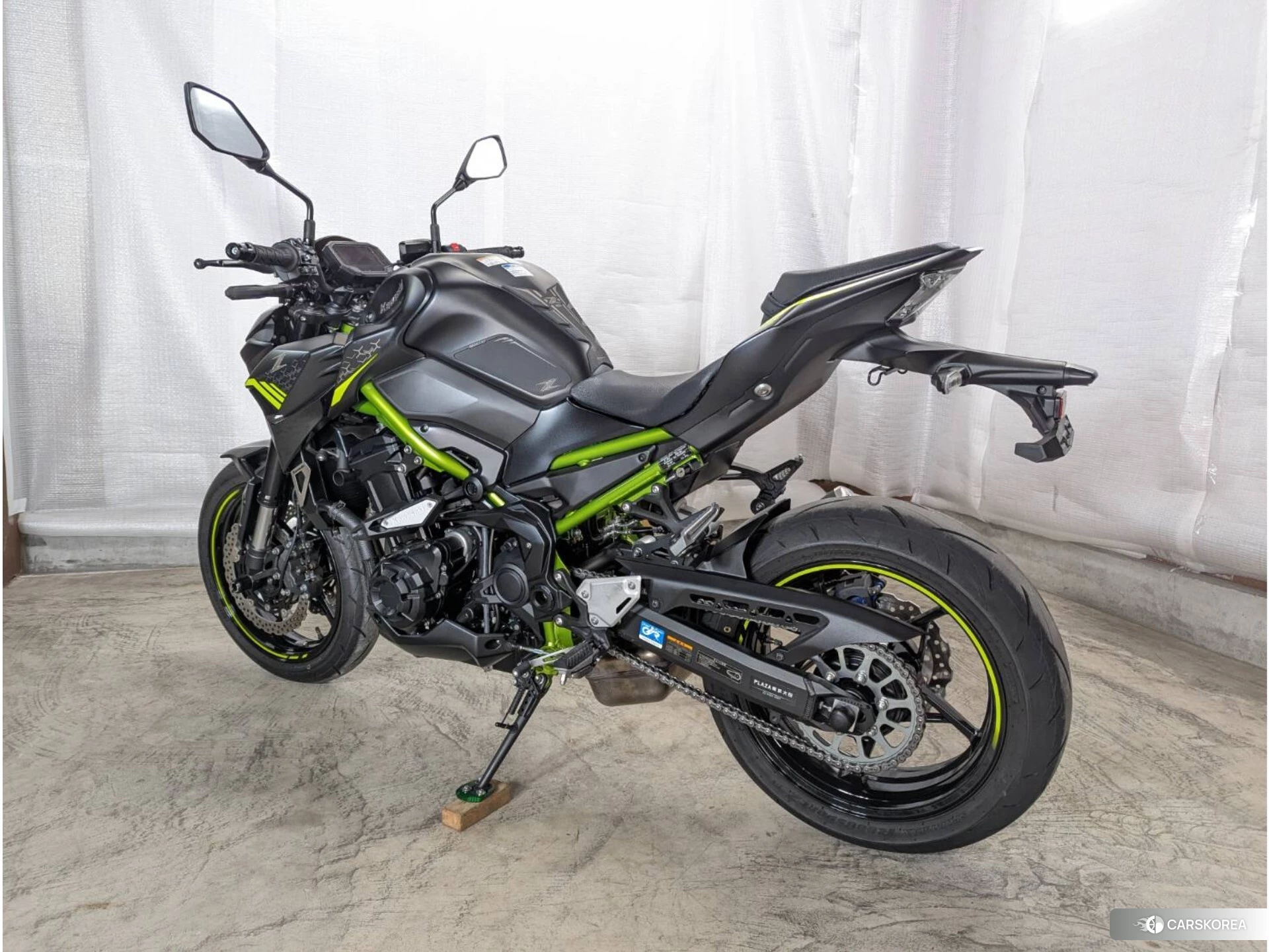 Kawasaki Z900 id 4374237 из Японии 10