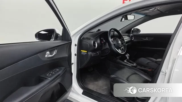 Kia Come New K3 id 3636693 из Кореи 20