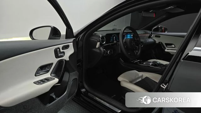 Mercedes-Benz A-Class W177 id 4397351 из Кореи 20