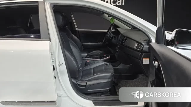 Kia Niro EV id 3209687 из Кореи 20