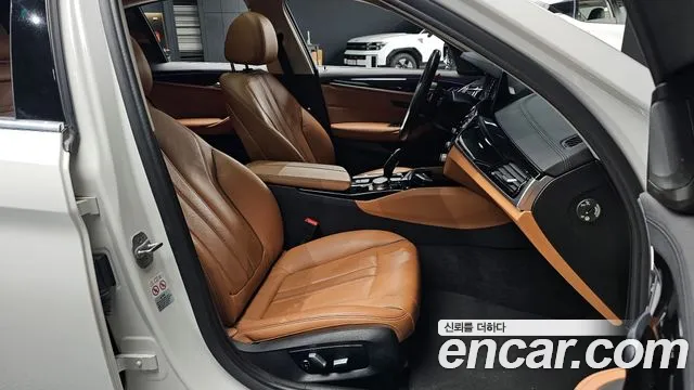 BMW 5 Series (G30) id 2202950 из Кореи 20