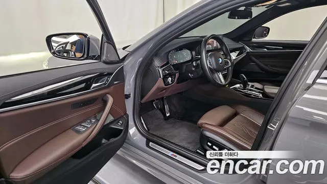 BMW 5 Series (G30) id 2838352 из Кореи 20