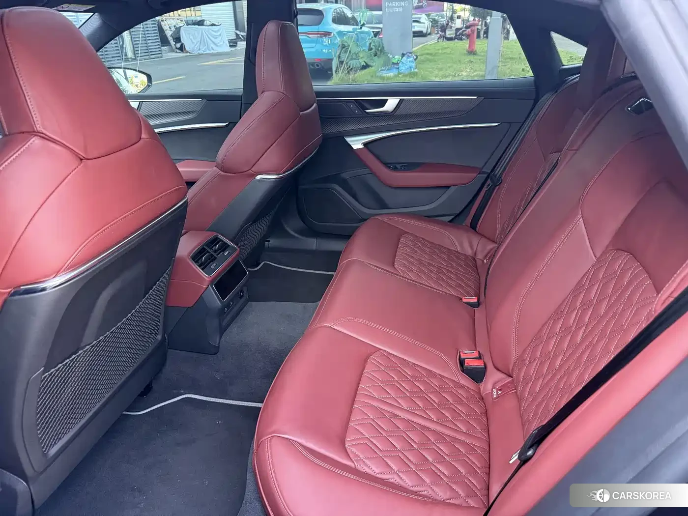 Audi A7L id 4600807 из Китая 20