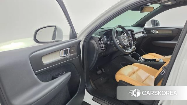 Volvo XC40 id 4864910 из Кореи 37