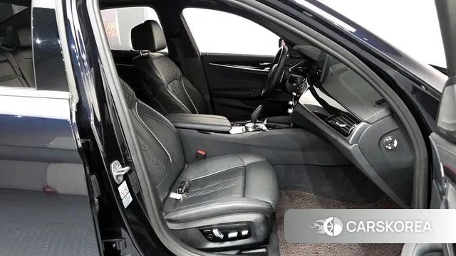 BMW 5 Series (G30) id 3581854 из Кореи 20