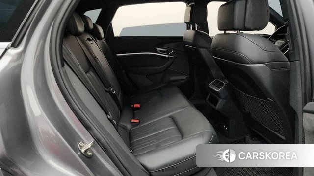 Audi e-Tron id 4476618 из Кореи 38