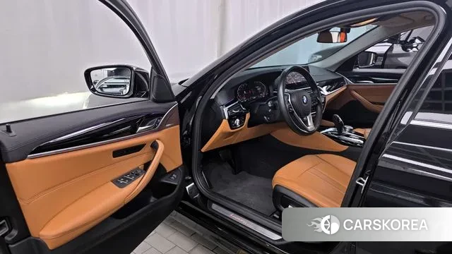 BMW 5 Series (G30) id 2990747 из Кореи 20