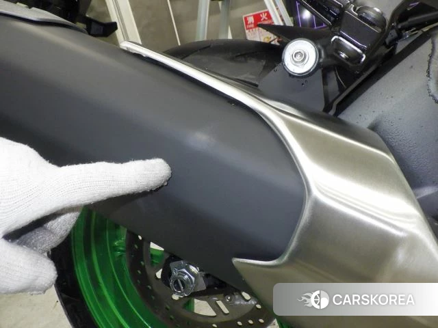 Kawasaki Z H2 SE id 3950256 из Японии 34
