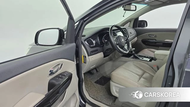 Kia The New Carnival id 4693980 из Кореи 20